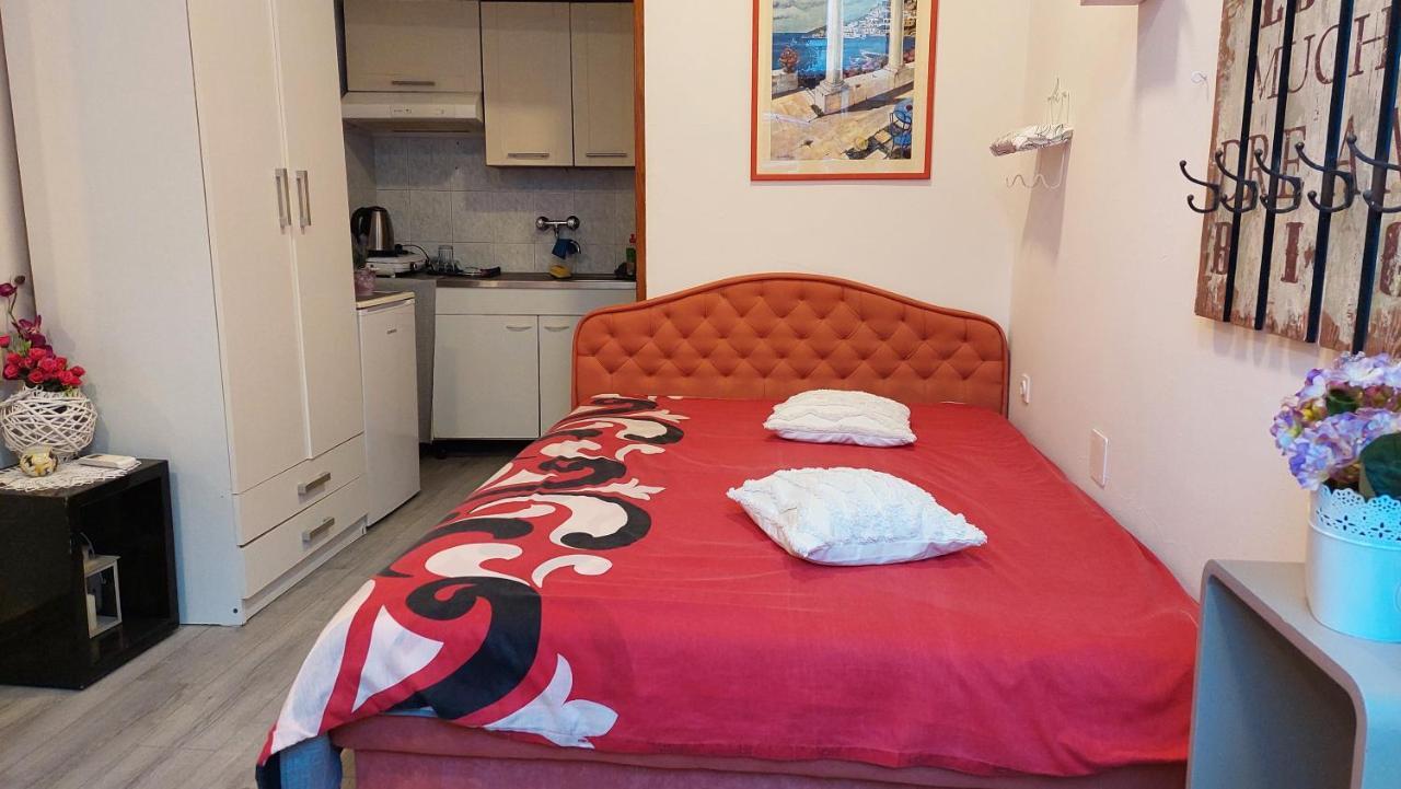 Apartment Rosse Split Exterior photo