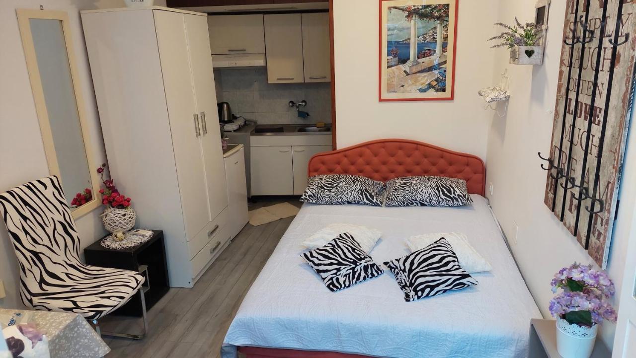 Apartment Rosse Split Exterior photo